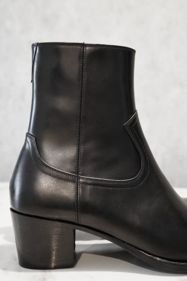 ZIP DIAMOND BOOTS