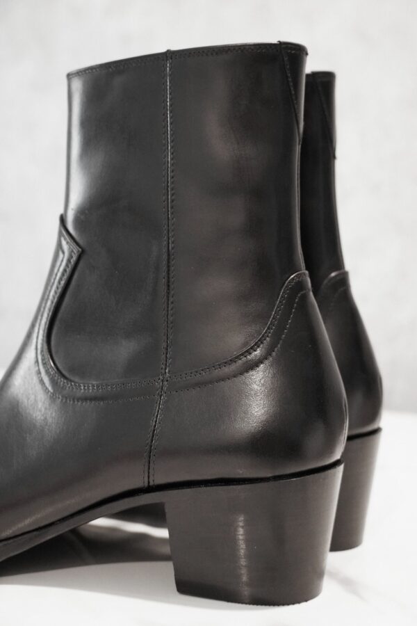 ZIP DIAMOND BOOTS